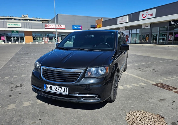 Chrysler Town &amp; Country cena 57500 przebieg: 183000, rok produkcji 2014 z Mława małe 191